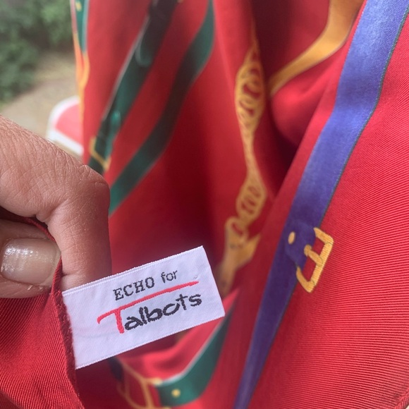 Vintage Echo by Talbots 100% silk belts scarf size 36X34 inches - Picture 3 of 9